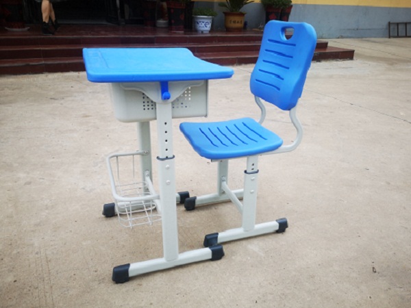 升降課桌椅的特點(diǎn)有哪些？給學(xué)生帶來什么好處？